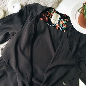 Anthropologie Elevenses Draped Light Jacket 🌸